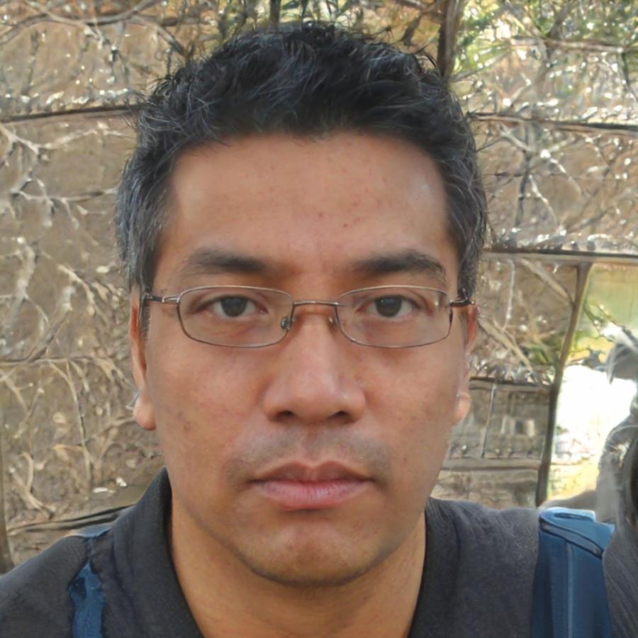 Portrait de Julien Desforge, conseiller en gestion budgétaire